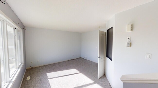 9612-990A 90a St in Grande Prairie, AB - Building Photo - Building Photo