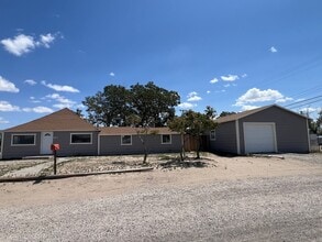 825 Mc Lean St in Fallon, NV - Building Photo - Building Photo