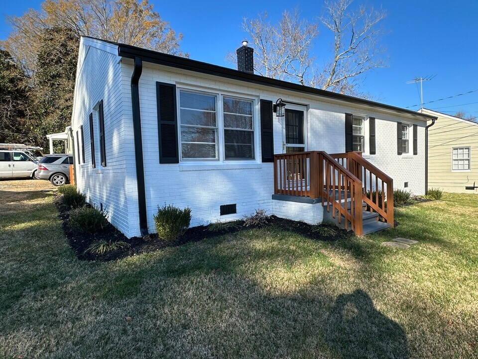 500 Pomeroy St in Graham, NC - Building Photo
