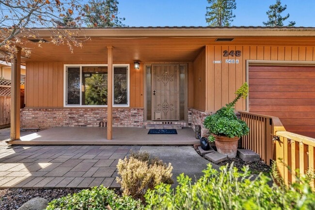 248 Encina Ave in Redwood City, CA - Building Photo - Building Photo