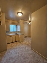 12180 Wayburn St in Detroit, MI - Building Photo - Building Photo