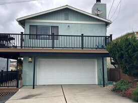 455 Panay St in Morro Bay, CA - Building Photo