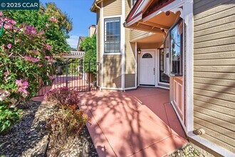 1156 Tiffany Ln in Pleasanton, CA - Building Photo - Building Photo