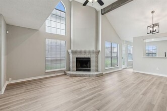 6721 Driffield Cir E in North Richland Hills, TX - Building Photo - Building Photo