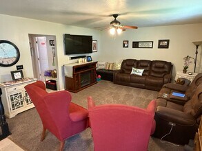 3448 Jameson Ave in Riverton, UT - Building Photo - Building Photo