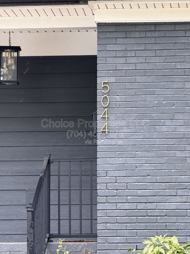 property at 5044 Baylor Dr