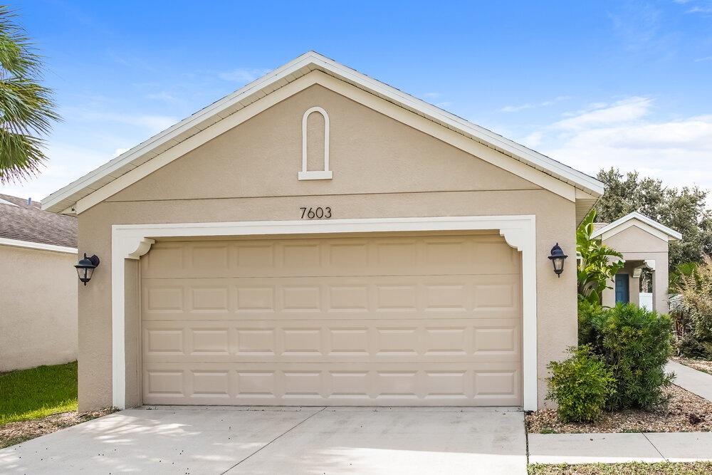 7603 Forest Mere Dr in Riverview, FL - Building Photo