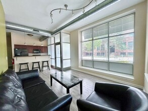 Morton Mansions in Bloomington, IN - Foto de edificio - Building Photo