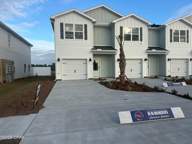 property at 274 Phillips Blf Ave