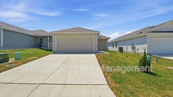 231 Ottawa Wy in New Braunfels, TX - Building Photo