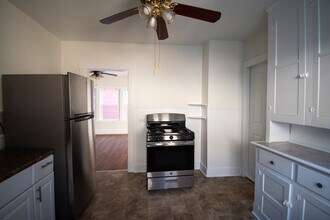 25 Sterling Ave, Unit Upper in Buffalo, NY - Foto de edificio - Building Photo