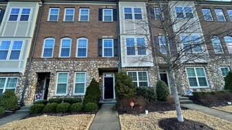 831 Bankston Wds Wy in Raleigh, NC - Building Photo