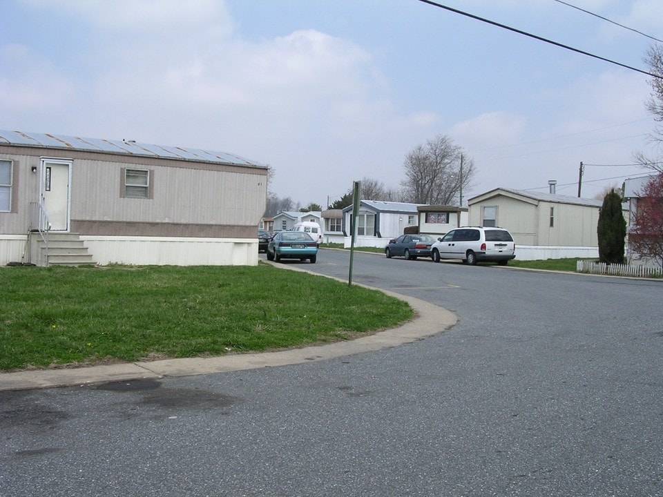 79 McKinley Cir in Magnolia, DE - Building Photo