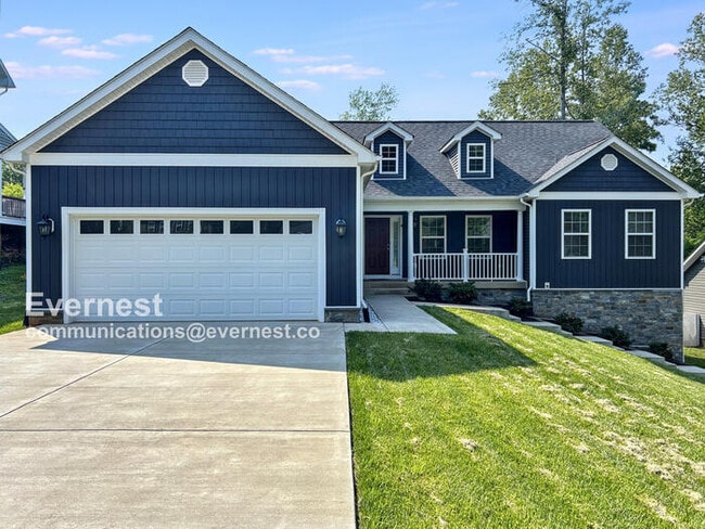 property at 1518 Lakeview Pkwy