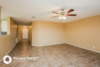 3124 Crimson Clover Dr in Lancaster, TX - Foto de edificio - Building Photo