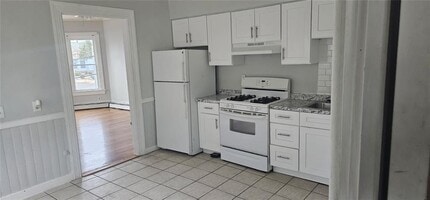 400 Broadway in Pawtucket, RI - Building Photo - Building Photo