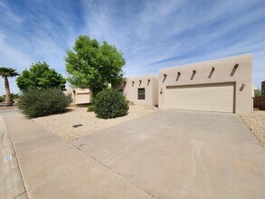 5859 Habanero Dr in Las Cruces, NM - Building Photo - Building Photo
