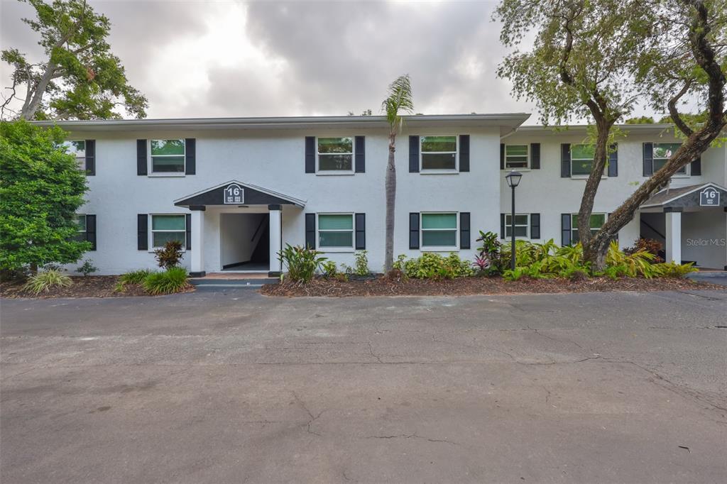13125 Wilcox Rd in Largo, FL - Building Photo