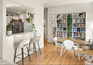 33 E Concord St, Unit 24 in Boston, MA - Building Photo - Building Photo
