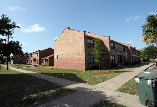 59-61 Romney St in Charleston, SC - Building Photo - Building Photo