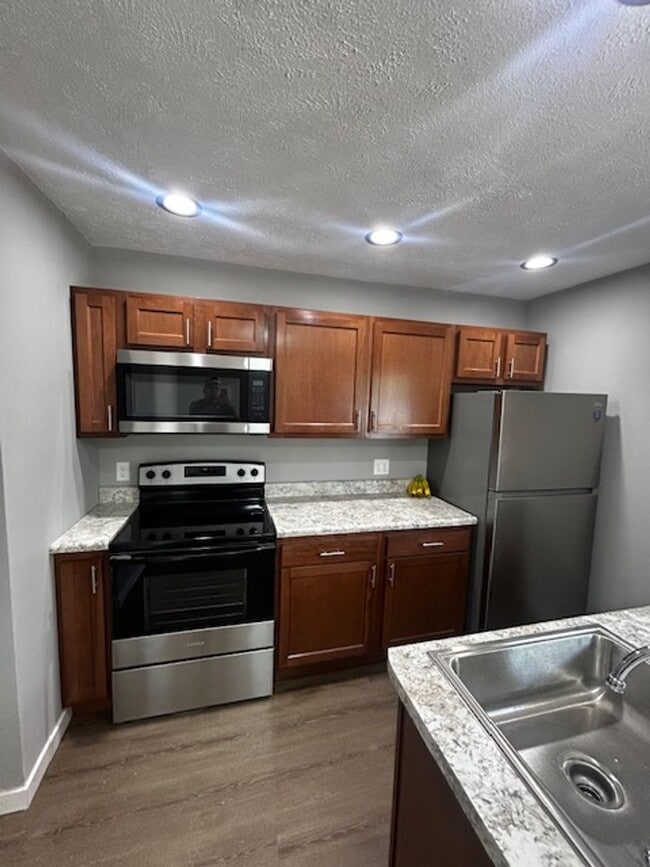 27 Nottingham Dr in Chatham, IL - Building Photo - Building Photo