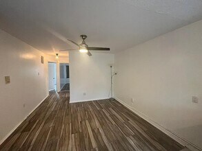 621 Washington Ave in Brooklyn, NY - Building Photo - Building Photo