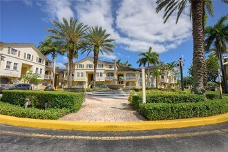 8964 W Flagler St in Miami, FL - Building Photo - Building Photo