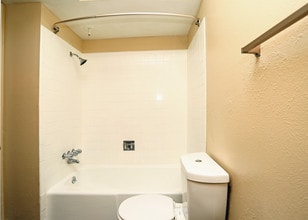 Oakmont Apartment Homes in Arlington, TX - Foto de edificio - Interior Photo