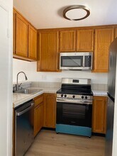 1404 Woodlake Dr in Santa Rosa, CA - Building Photo - Building Photo