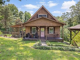 5 Overlook Trail in Rossville, GA - Building Photo