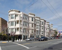 Mission Valencia in San Francisco, CA - Building Photo