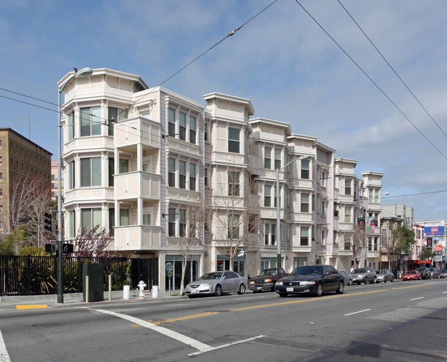 Mission Valencia in San Francisco, CA - Foto de edificio