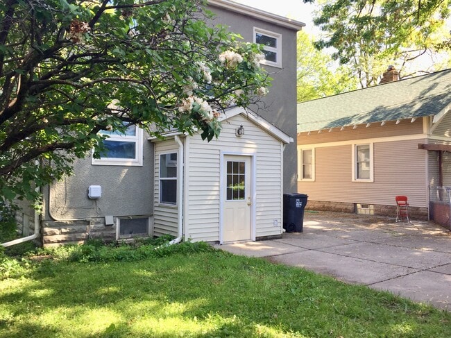 1448 Albany Ave in St. Paul, MN - Building Photo - Building Photo