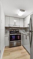 4855 NW 7th St in Miami, FL - Building Photo
