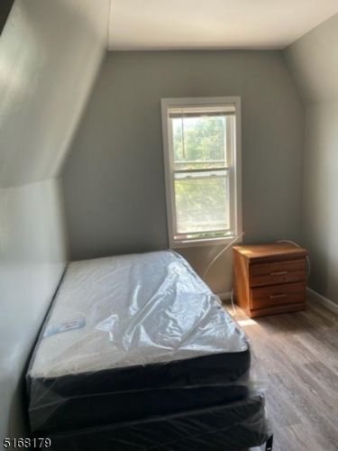 329 Wagaraw Rd-Unit -12 in Hawthorne, NJ - Building Photo - Building Photo