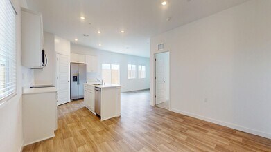 3231 Carambola Ave in Clovis, CA - Building Photo - Building Photo