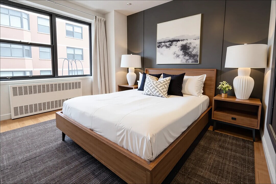120 E 17th St, Unit 8L in New York, NY - Building Photo