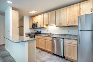 Parkview Apartments in Madison, WI - Building Photo