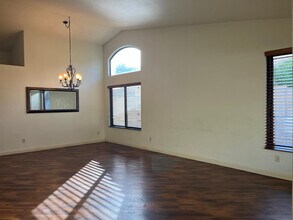 187 W Amanda Ln in Tempe, AZ - Building Photo - Building Photo