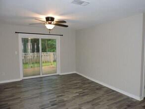 7694 Old Hickory Dr in Pensacola, FL - Building Photo - Building Photo