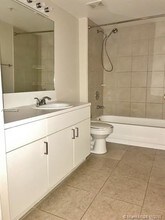 430 S Park Rd-Unit -3-110 in Hollywood, FL - Foto de edificio - Building Photo