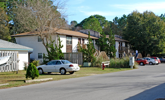 400 Harrison Ave in Panama City, FL - Foto de edificio - Building Photo