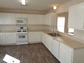6440 Mountain Pines Ln in Katy, TX - Building Photo - Building Photo