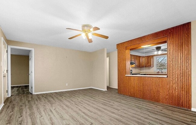 521 W Kellar Pkwy in Peoria, IL - Building Photo - Building Photo