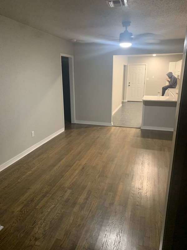 828 S 16th St in Chickasha, OK - Foto de edificio - Building Photo