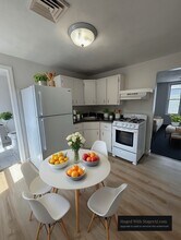 400 Saratoga St in Boston, MA - Building Photo - Building Photo