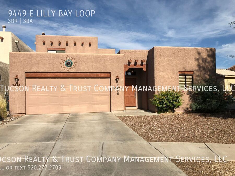 9449 E Lilly Bay Loop in Tucson, AZ - Building Photo