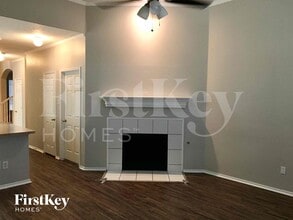 424 Valley View Dr in Lewisville, TX - Building Photo - Building Photo