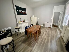 216 Fosdick St in Cincinnati, OH - Building Photo - Building Photo
