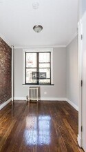 E 5TH ST., Unit 3 in New York, NY - Building Photo - Building Photo